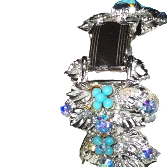 Coro Jeweled Vintage Bracelet - Picture 8 of 16